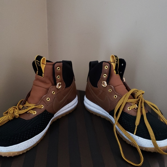 Nike Other - Nike Duck boot